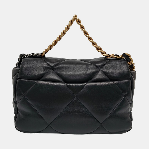 CHANEL 19 Pequeño Piel de Cordero Acolchada Negro