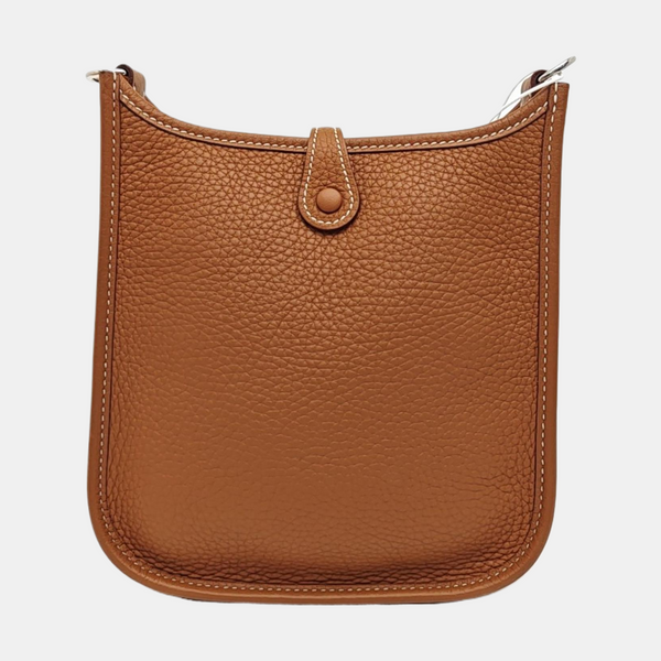 Evelyne TPM Clemence Brown