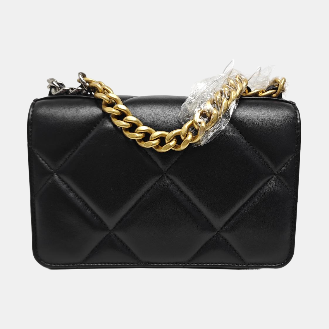 CHANEL 19 WOC Quilted Lambskin Black