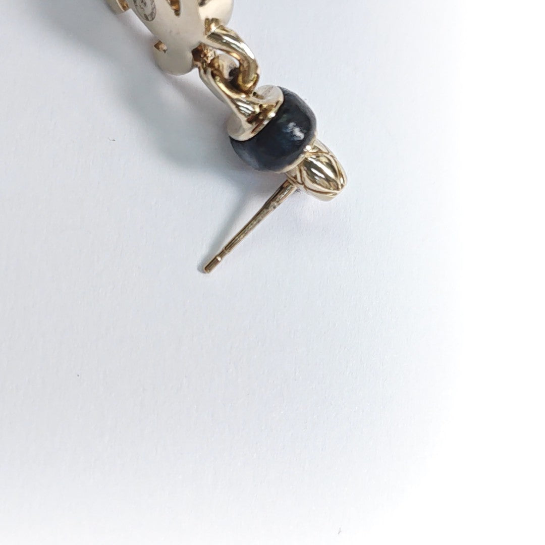 Metal Gold Stud Earrings