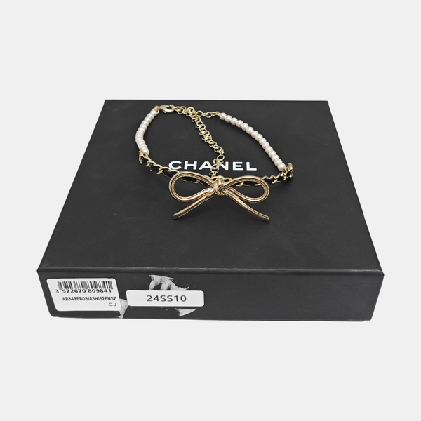 Authenticated pre-owned  Gold Tone Metal Pearl Gold Necklace - Necklace at Looply