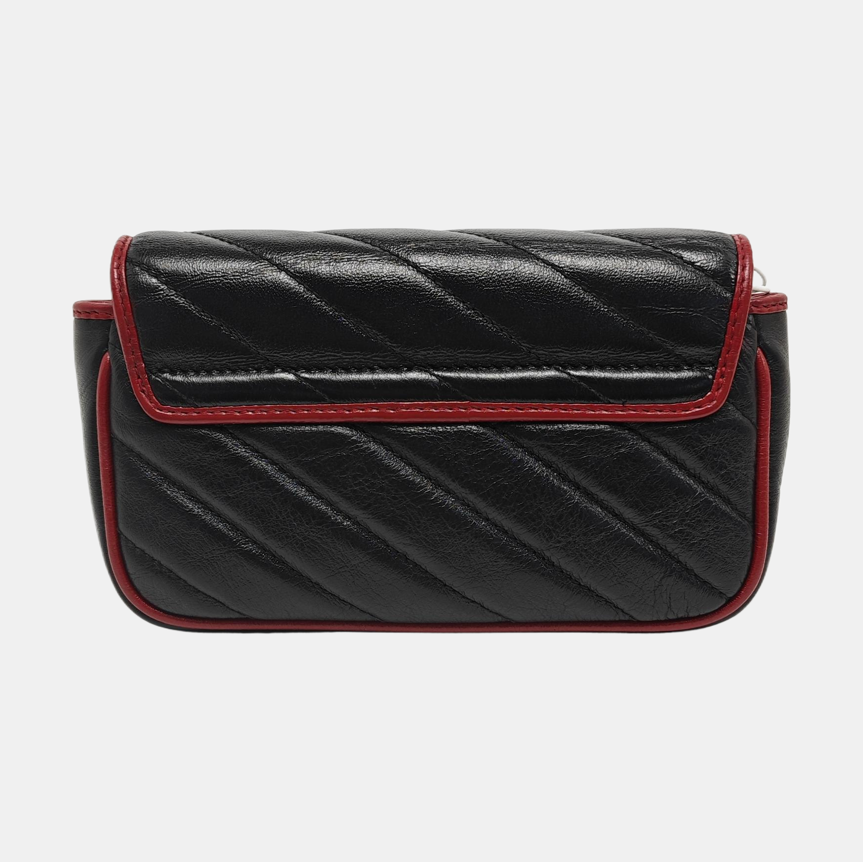 Authenticated pre-owned  GG Marmont Super Mini Quilted Calfskin Black - Shoulder Bag at Looply