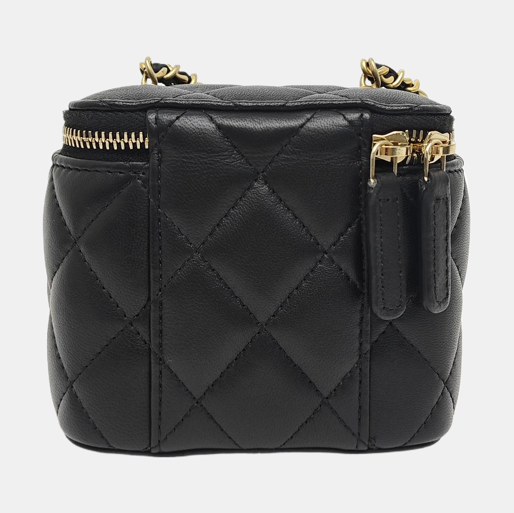 VANITY CASE Mini Quilted Lambskin Black