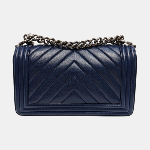 BOY CHANEL Medium Chevron Grained Calfskin Blue