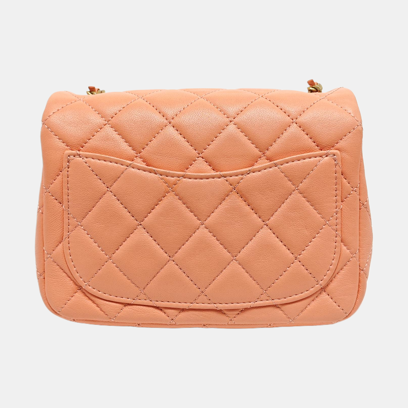 CLÁSICO CON SOLAPA Mini Piel de Cordero Acolchada Rosa