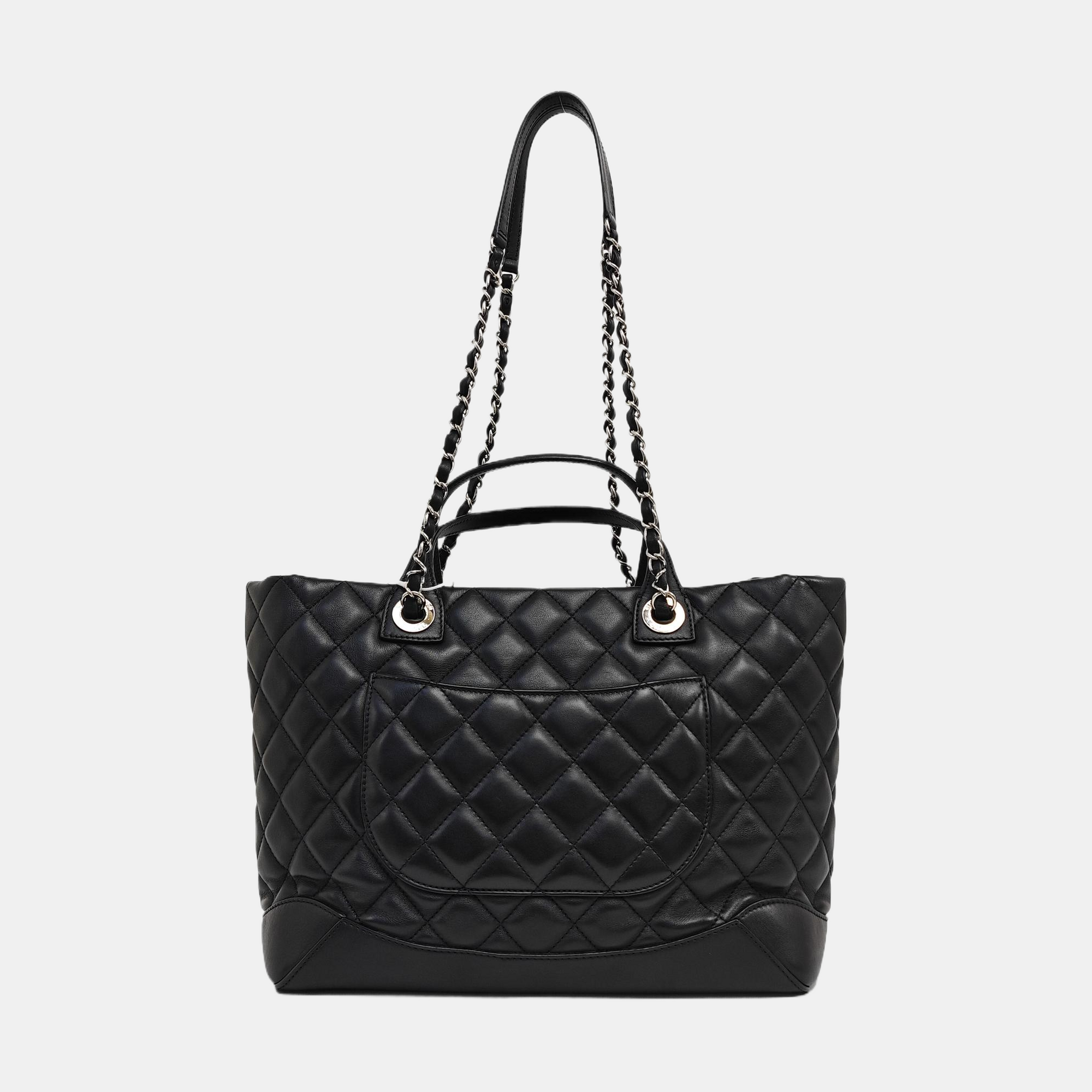 EASY SHOPPING Large Quilted Calfskin Black