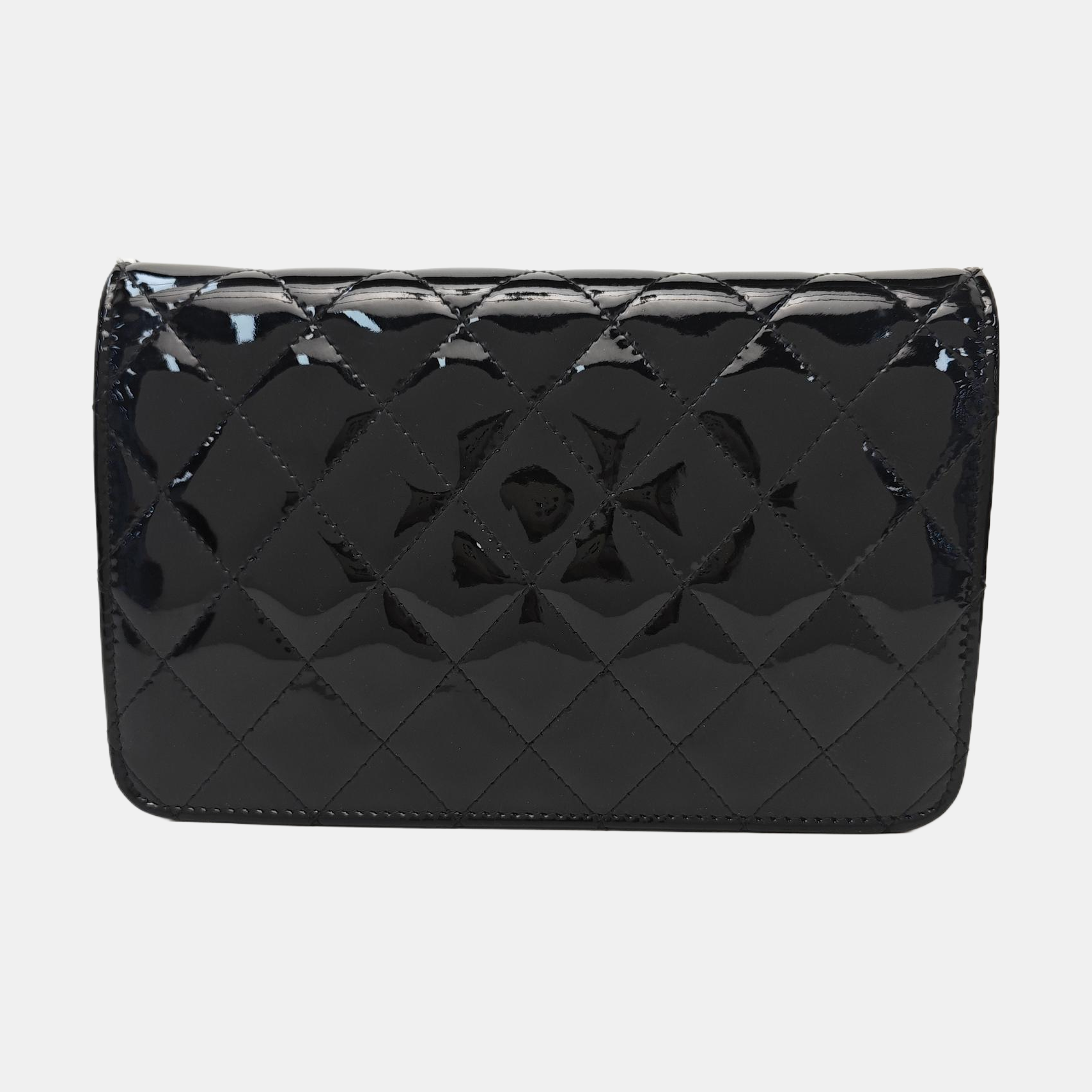 Quilted Calfskin Shoulder Bag Black