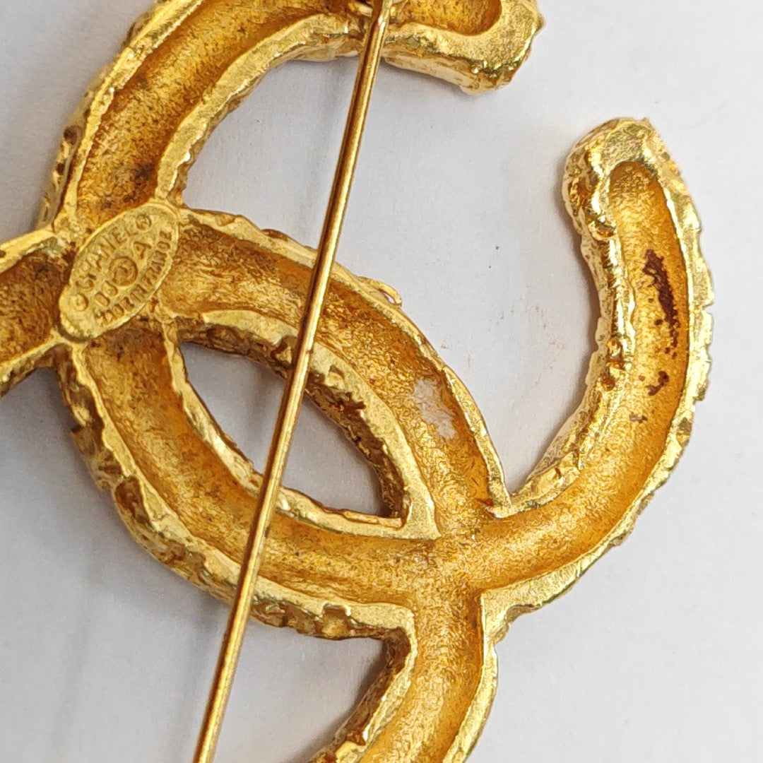 Metal Gold Brooch