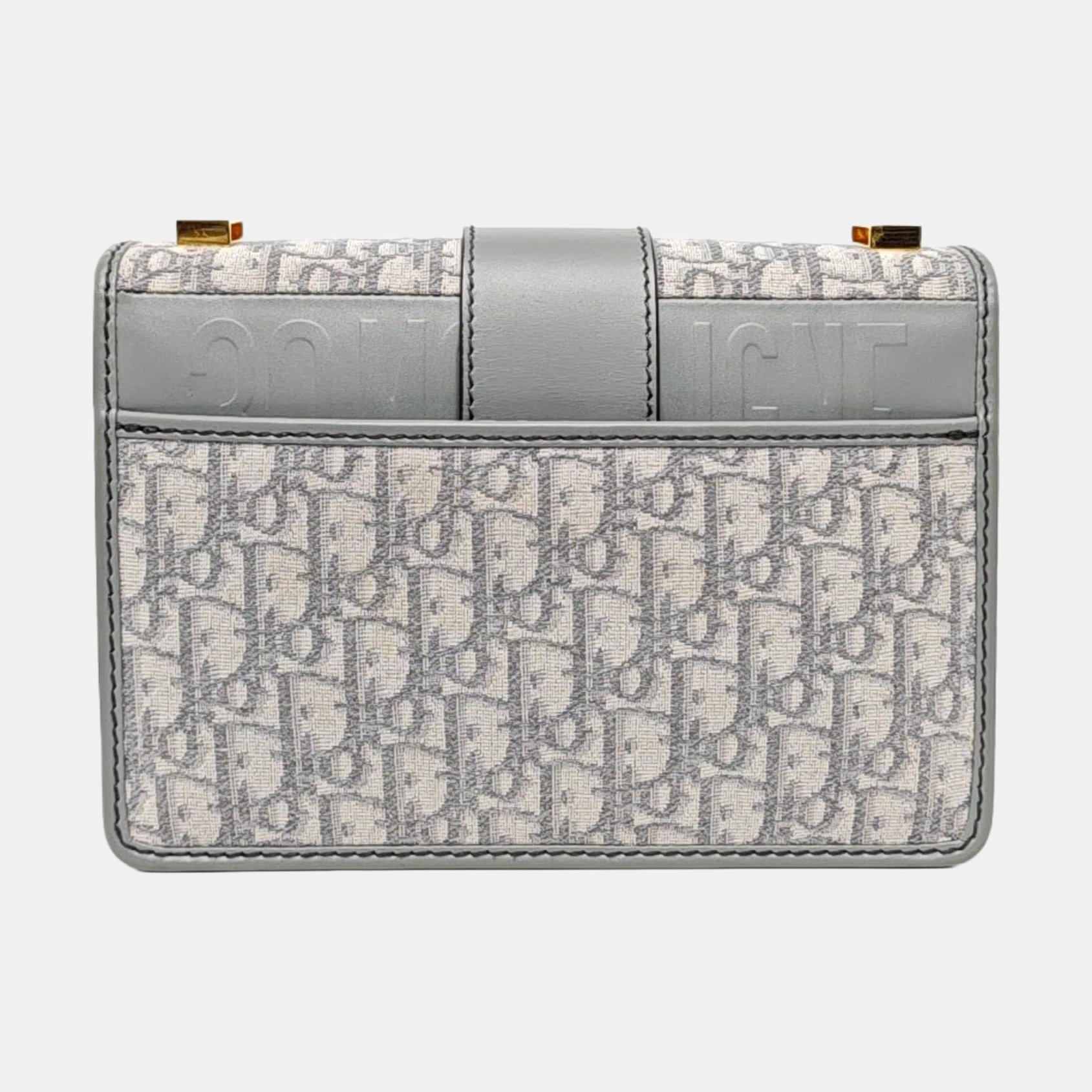 30 Montaigne Oblique Canvas Gray