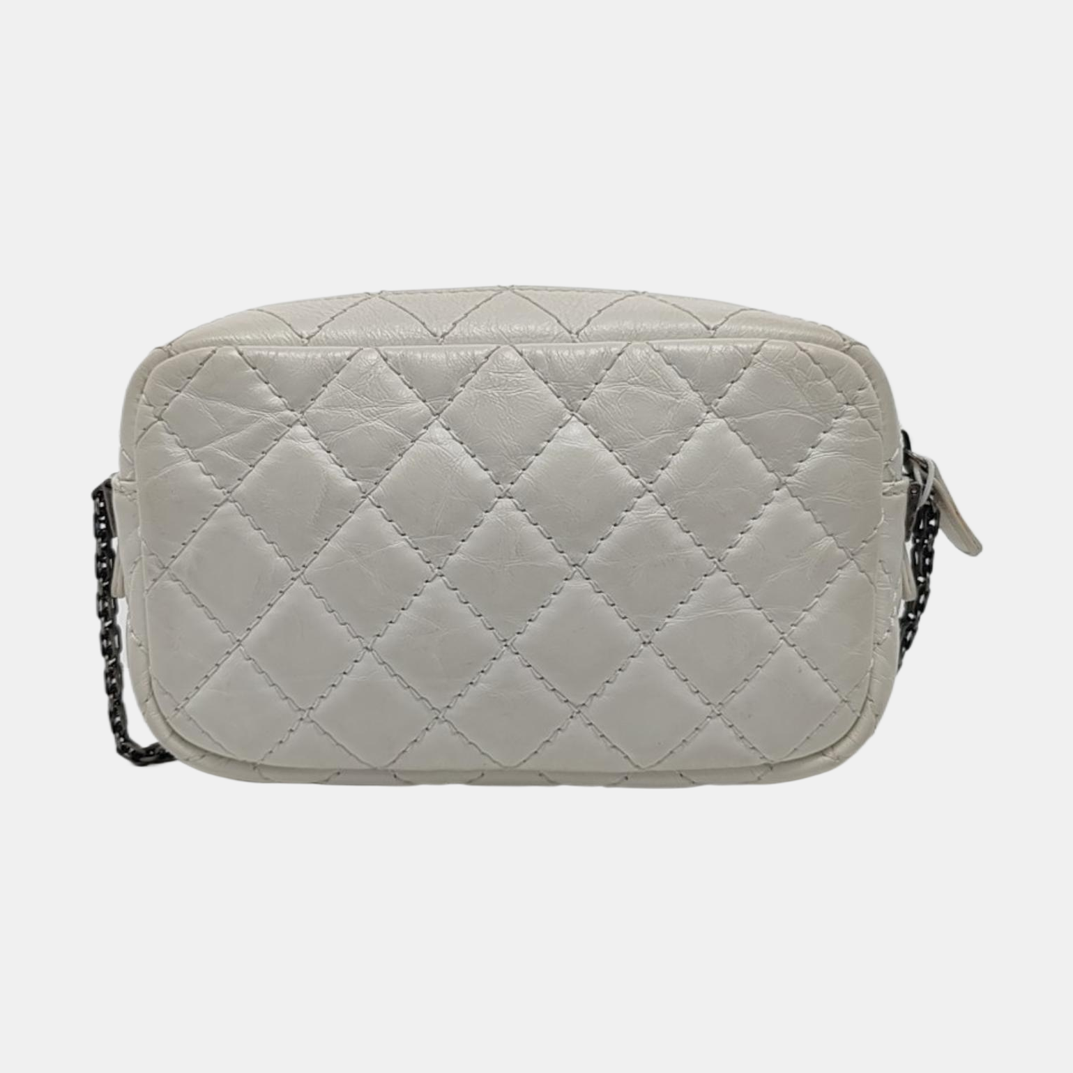 Authenticated pre-owned  2.55 Quilted Calfskin White - Crossbody Bag at Looply