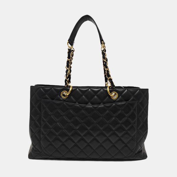 CHANEL GST Extra Grande Piel de Becerro Granulada Acolchada Negra