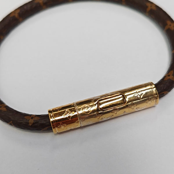 CONFIDENTIEL Metal Brown Bangle