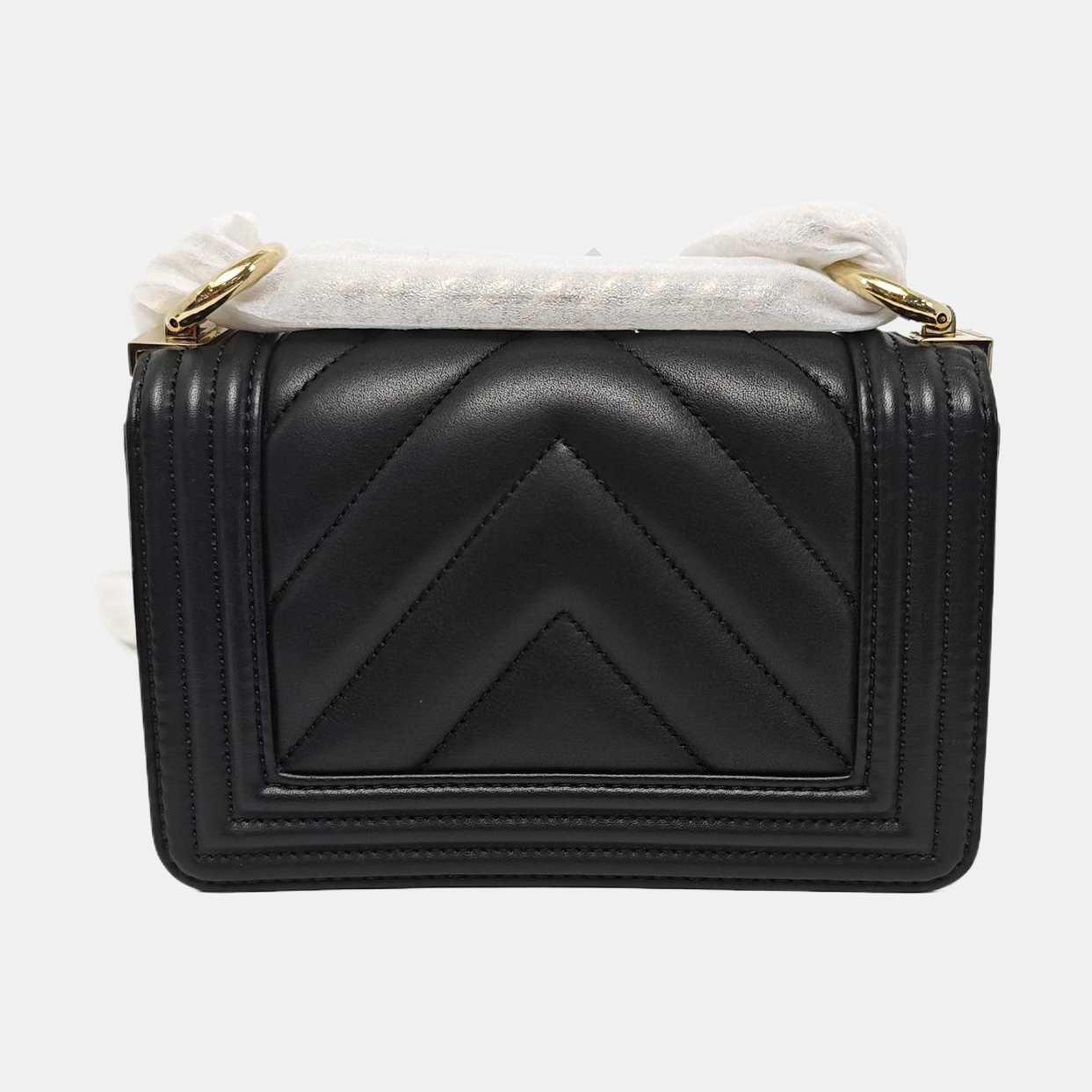 BOY CHANEL Small Chevron Calfskin Black
