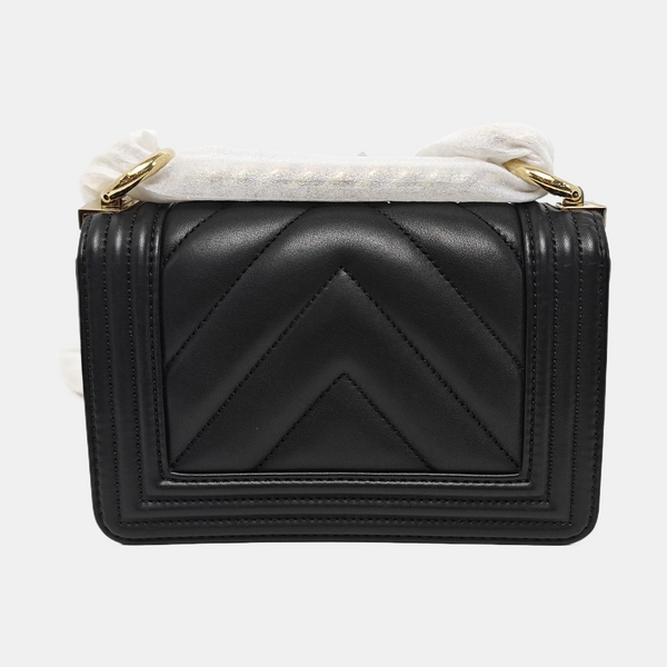 BOY CHANEL Small Chevron Calfskin Black