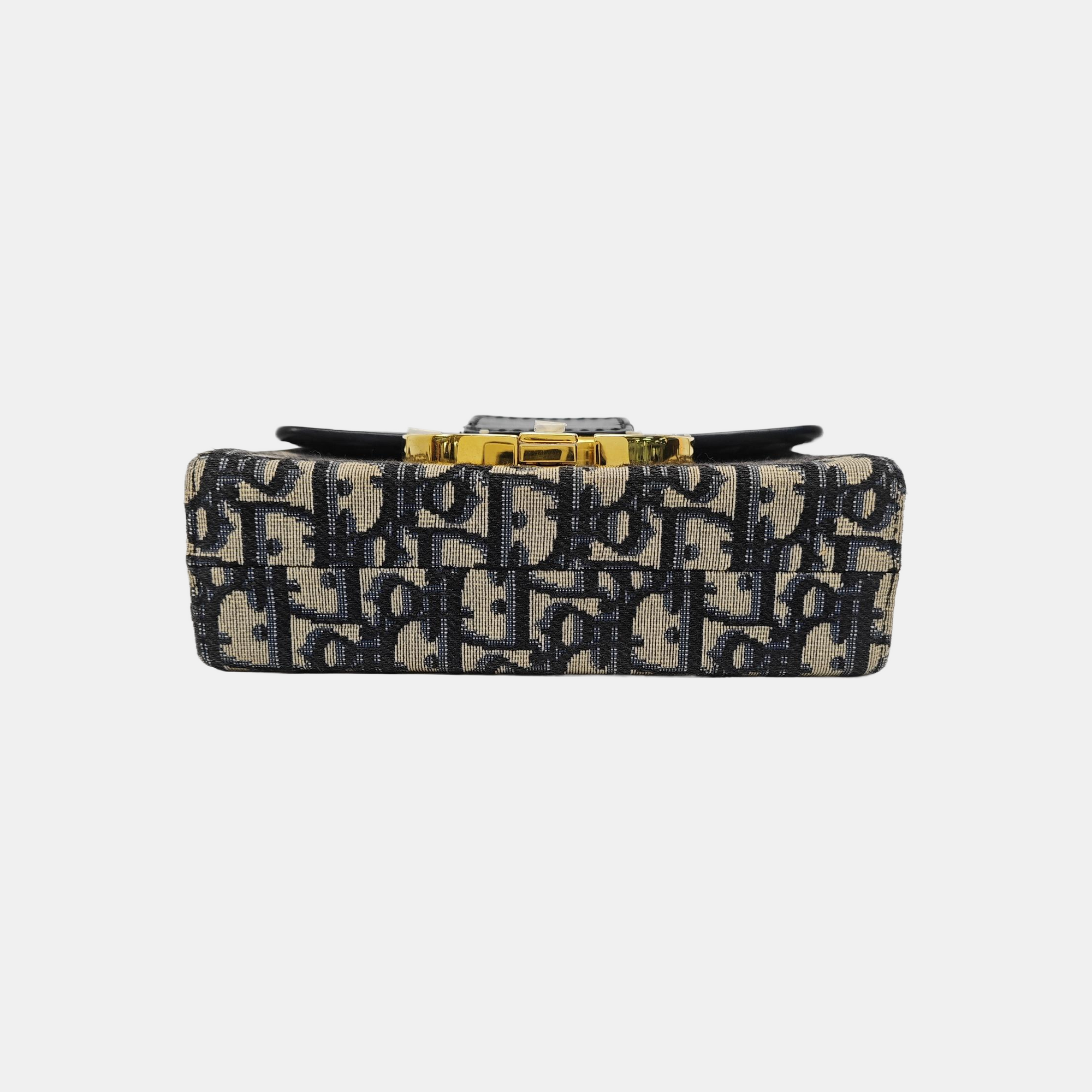 30 Montaigne Oblique Canvas Blue