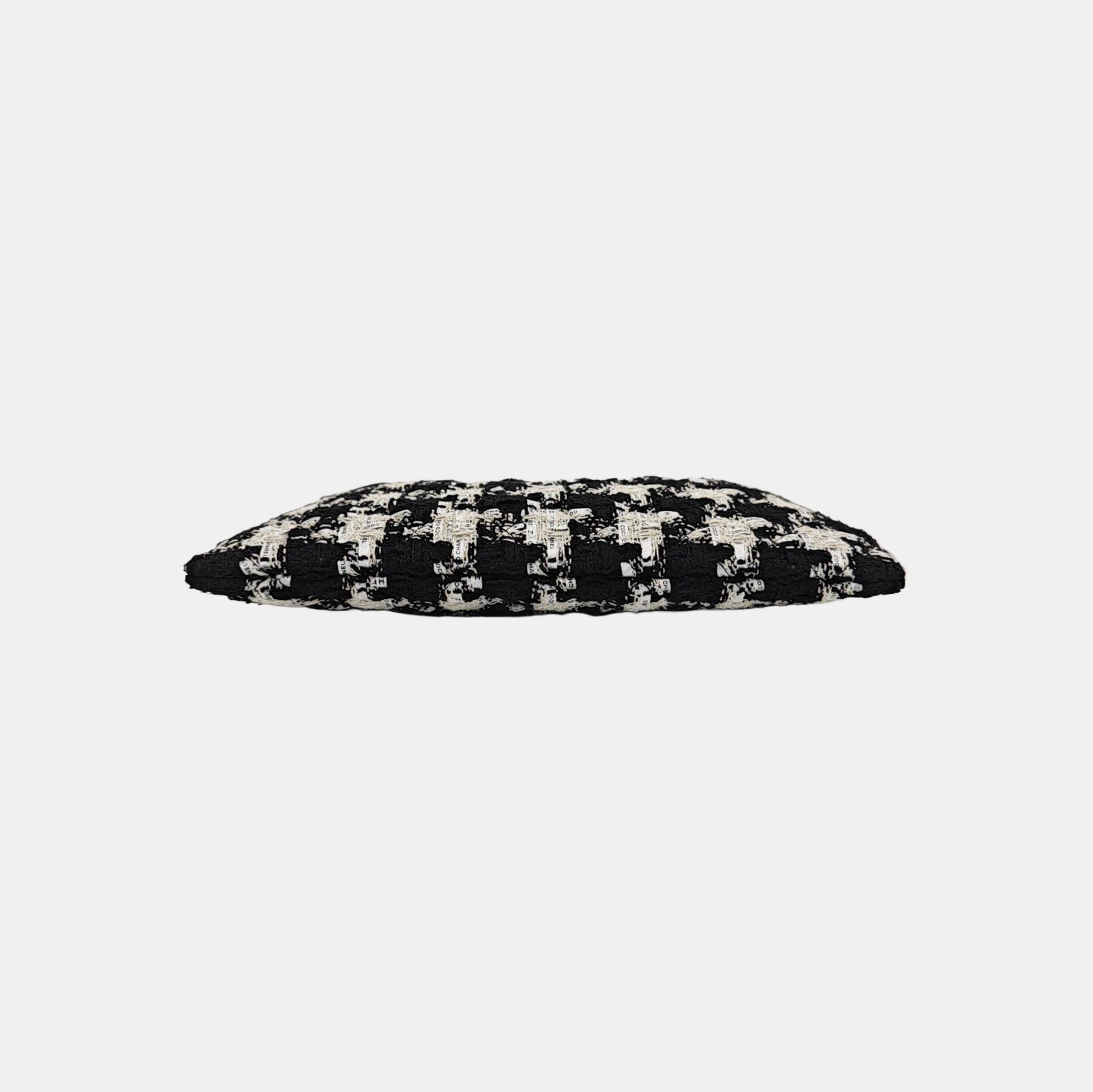 CLASSIC FLAP Medium Quilted Fabric Black
