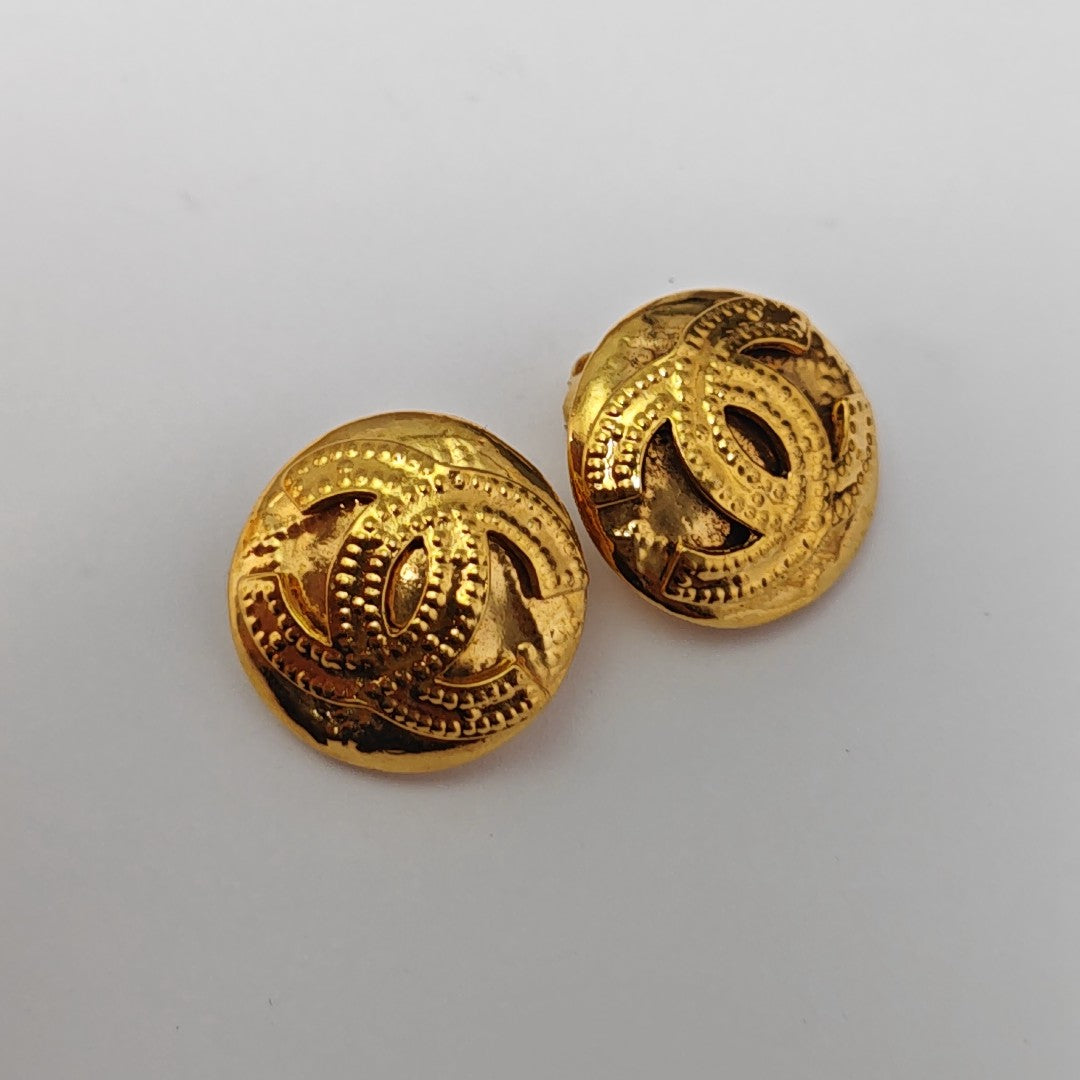 Metal Gold Clip On Earrings