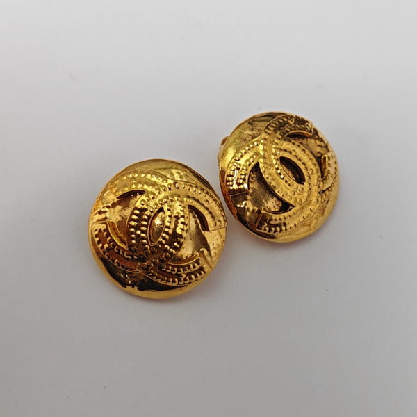 Metal Gold Clip On Earrings