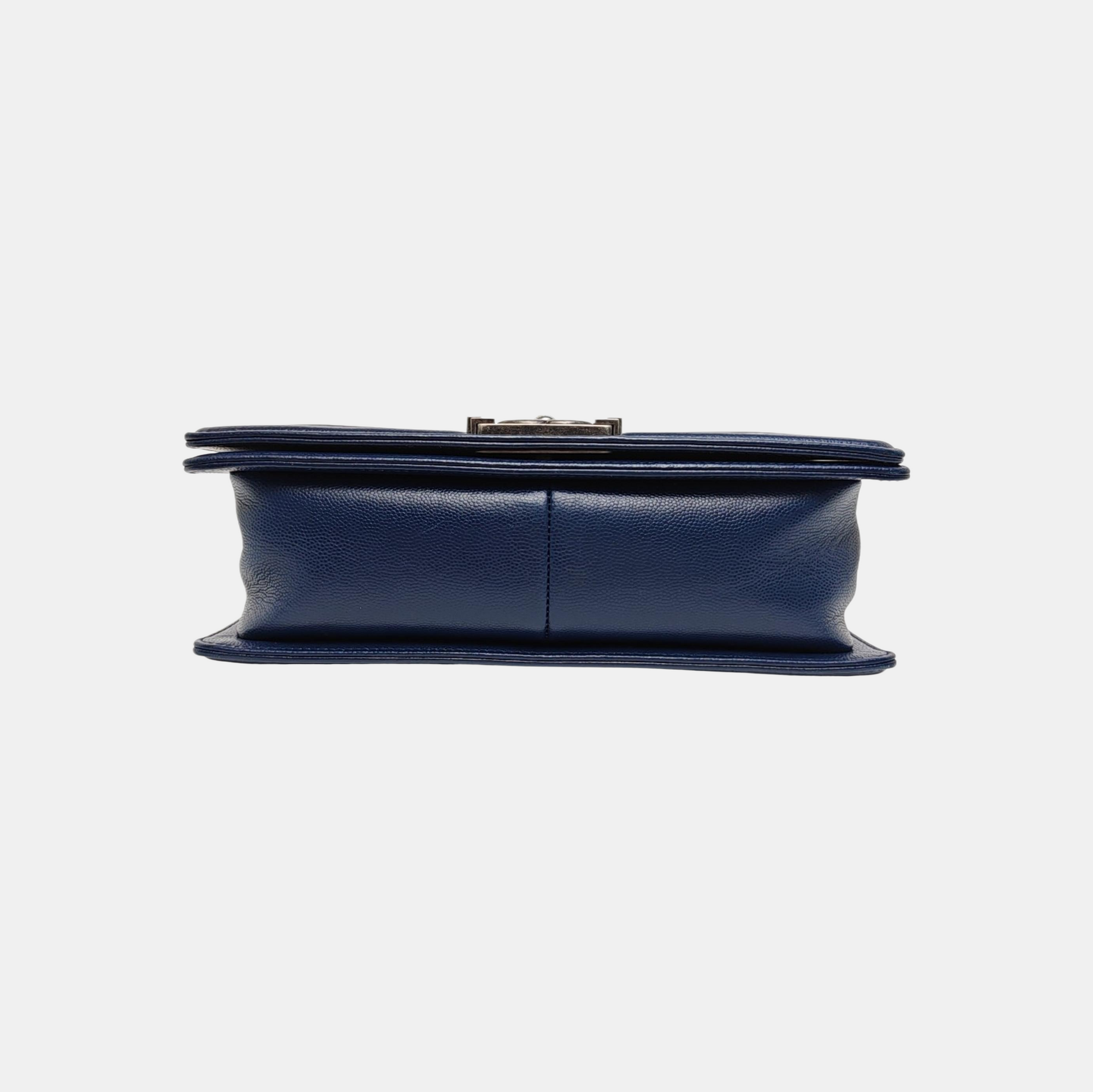 BOY CHANEL Medium Chevron Grained Calfskin Blue