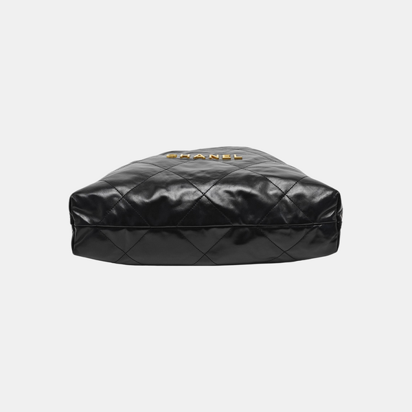 CHANEL 22 Medium Quilted Calfskin Black