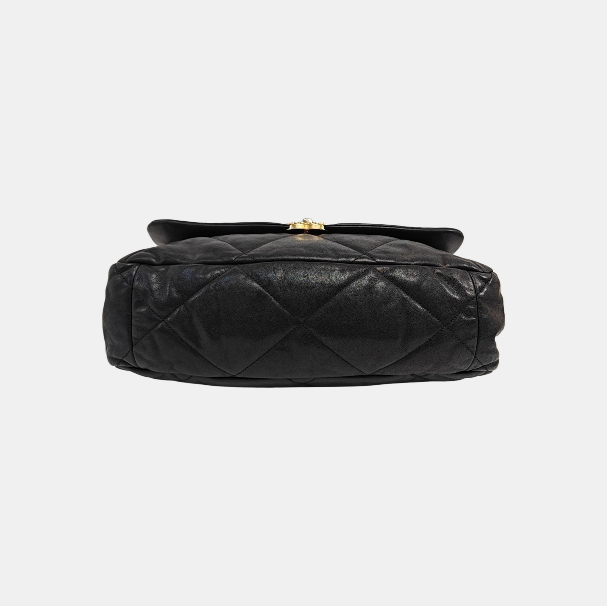 CHANEL 19 Maxi Quilted Lambskin Black