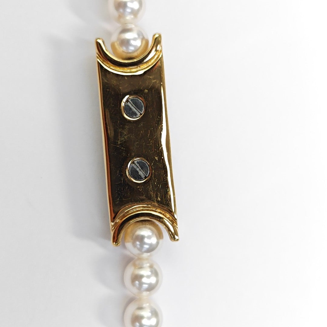 Metal White Necklace