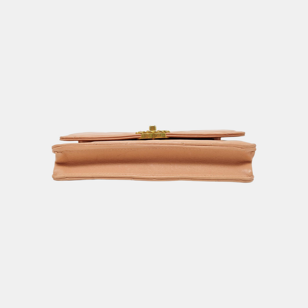 CHANEL 19 WOC Quilted Lambskin Pink