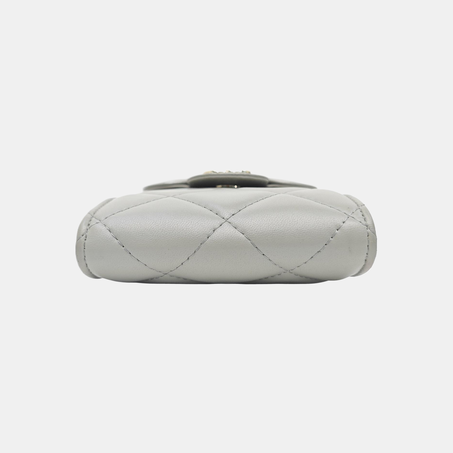 CLASSIC FLAP Quilted Lambskin Gray
