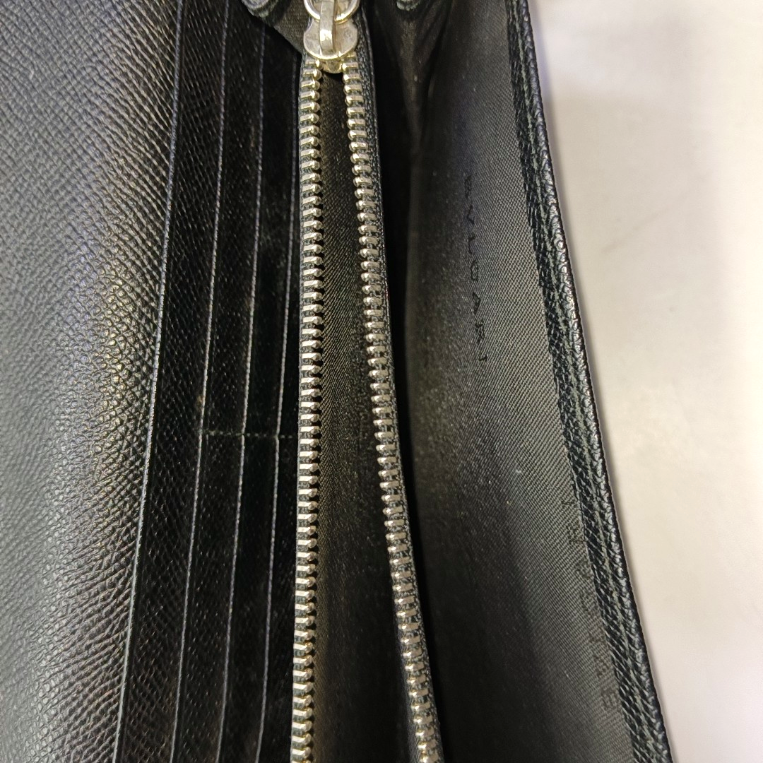 BVLGARI Calfskin Black Wallet