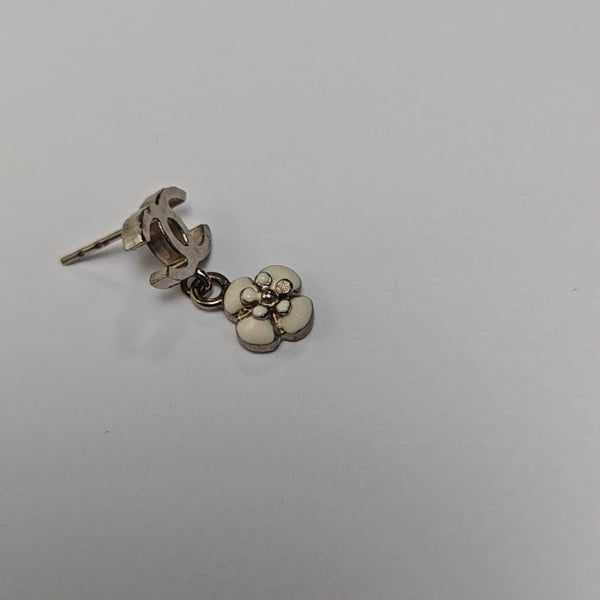 Metal Silver Earrings