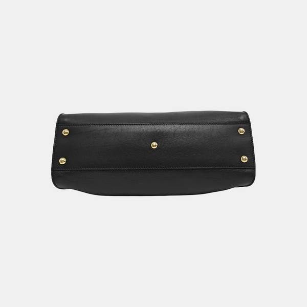 Peekaboo  Essential Calfskin Black