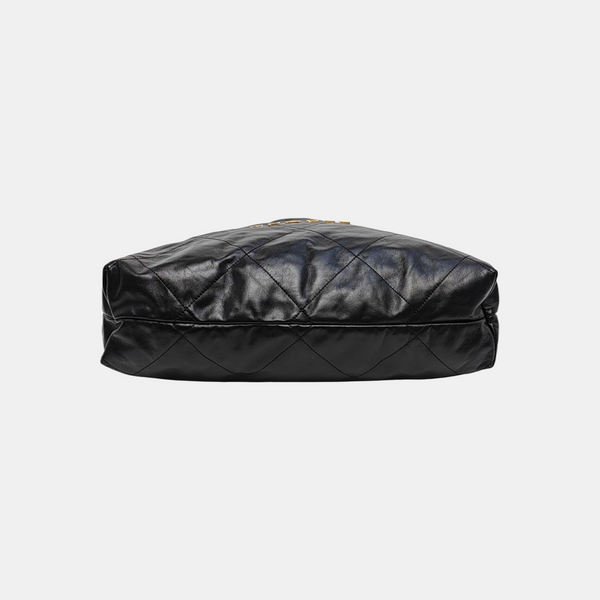 CHANEL 22 Medium Quilted Calfskin Black