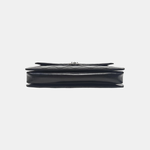 PREFECT EDGE Large Quilted Calfskin Black