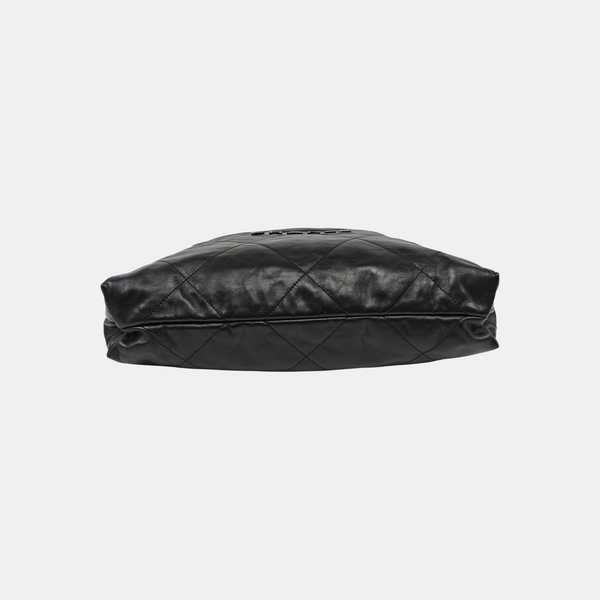 CHANEL 22 Medium Quilted Calfskin Black
