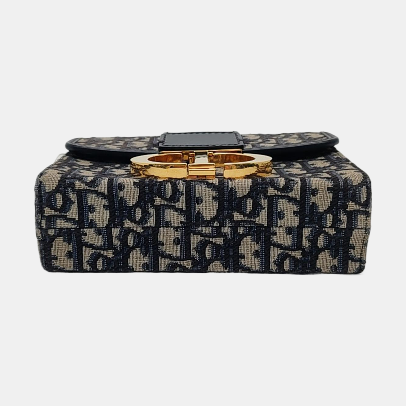 Authenticated pre-owned  30 Montaigne Oblique Canvas Blue - Shoulder Bag at Looply
