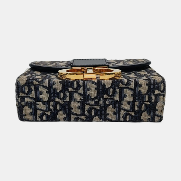 Authenticated pre-owned  30 Montaigne Oblique Canvas Blue - Shoulder Bag at Looply