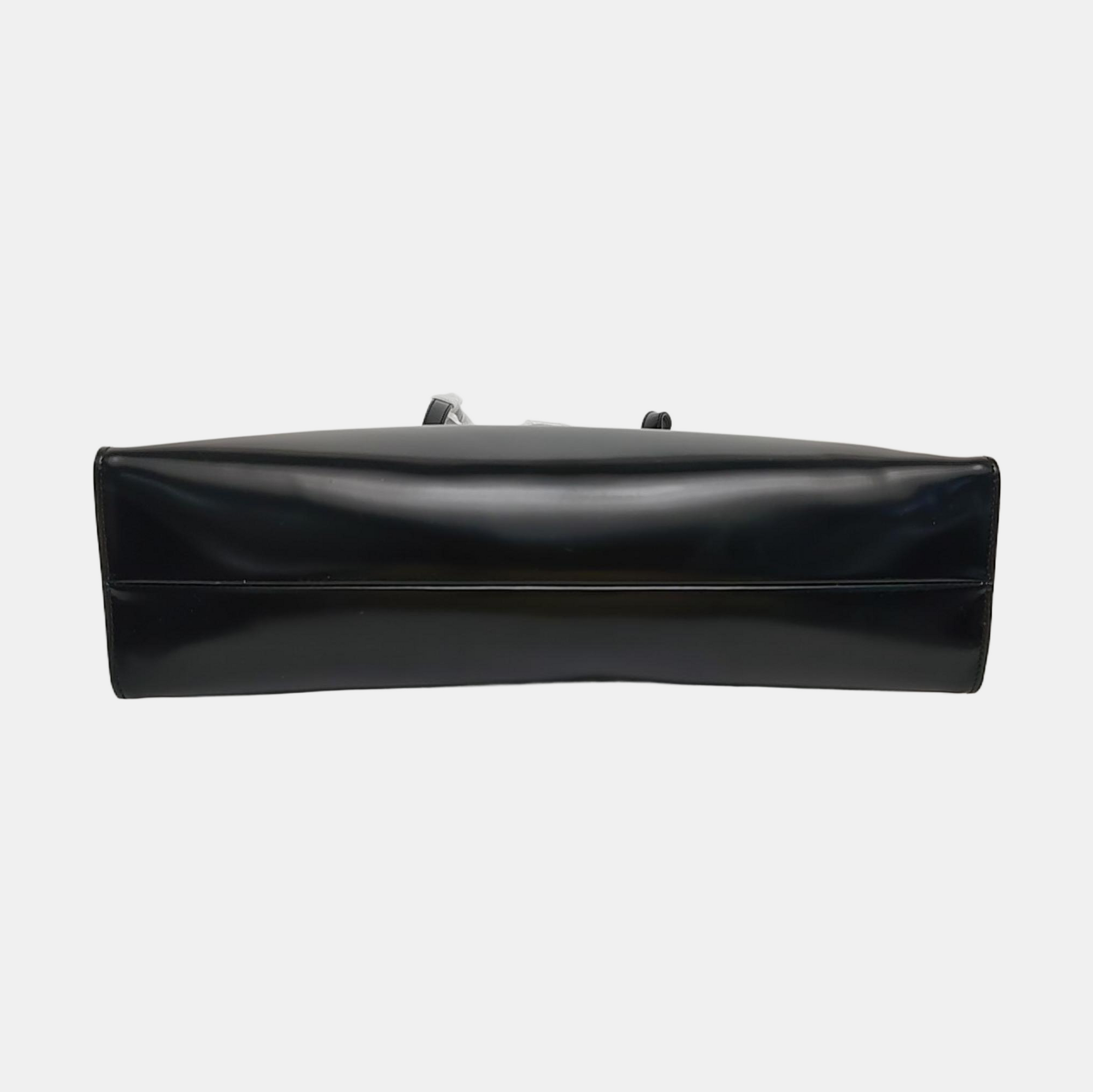 Re-Edition Leather Black