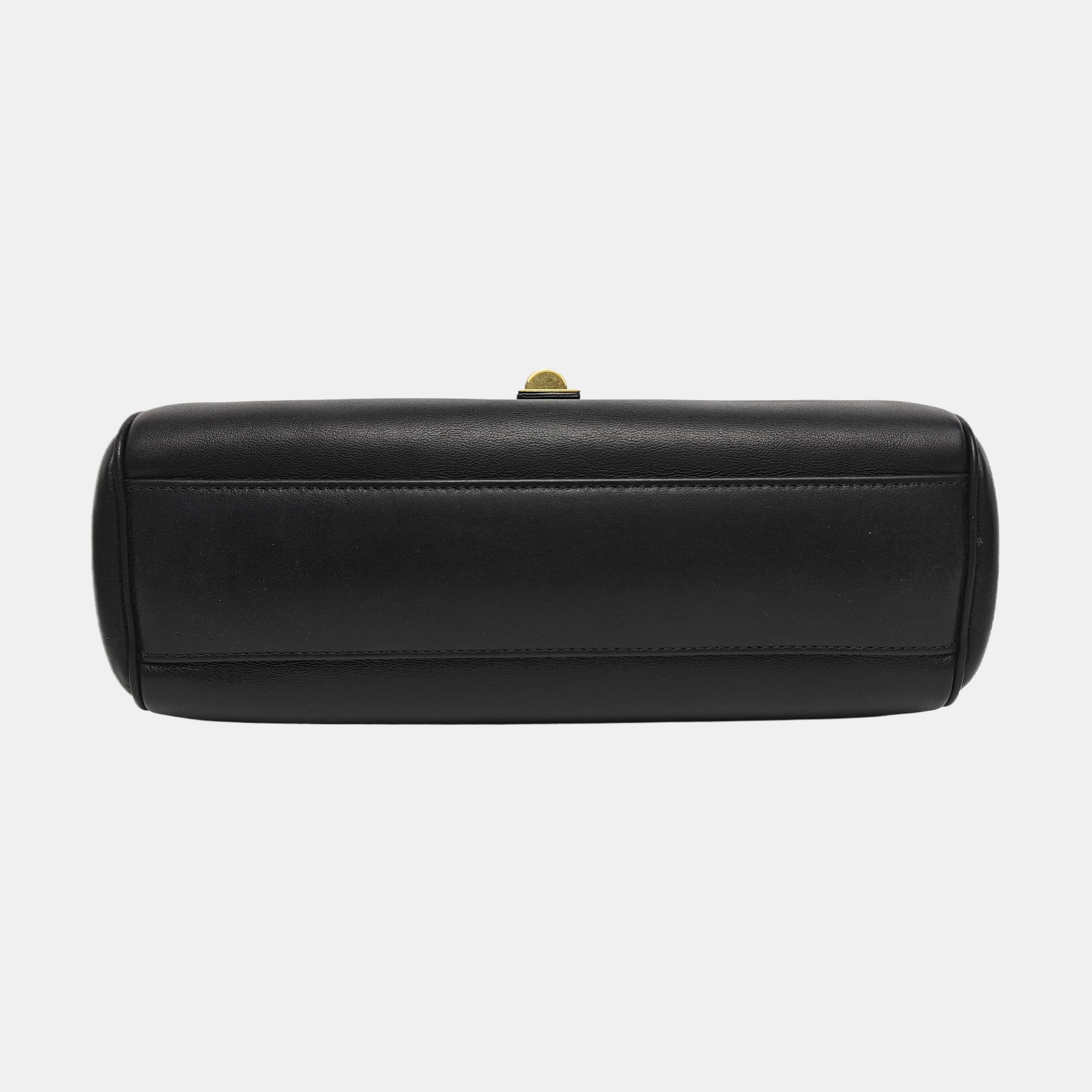 Authenticated pre-owned  16 Teen Calfskin Black - Shoulder Bag at Looply