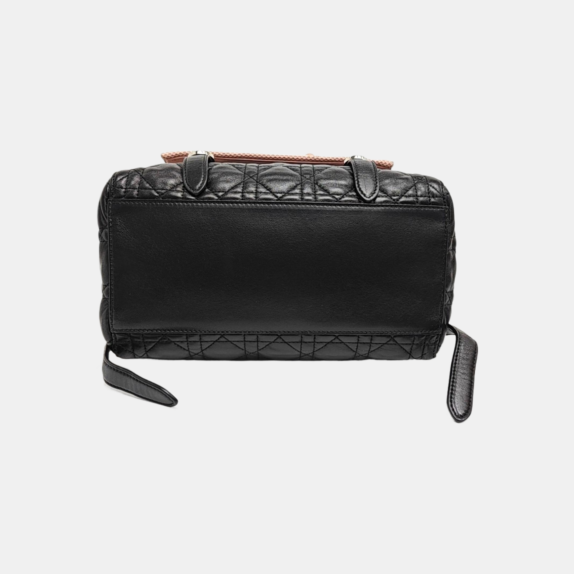 Cannage Calfskin Black