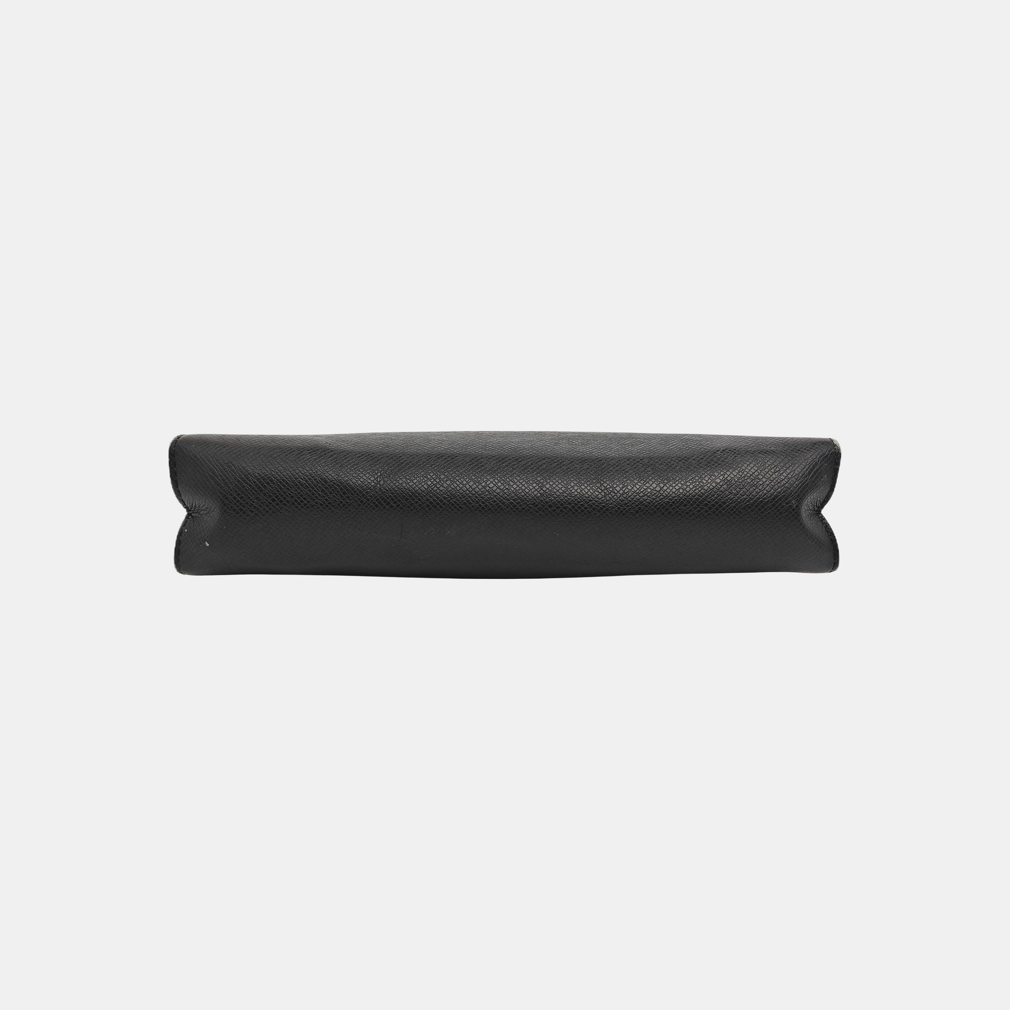 Pochette Voyag MM Calfskin Black
