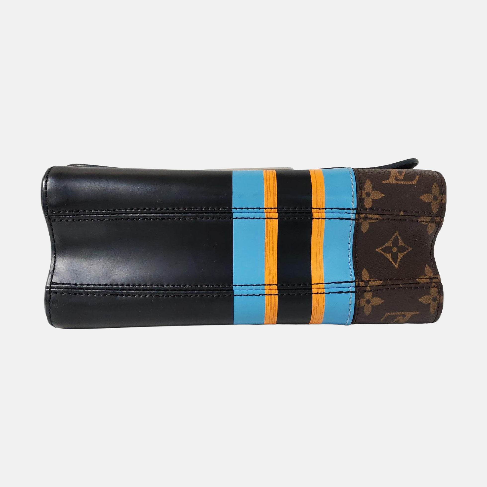 Authenticated pre-owned  TWIST MM Monogram Coated Canvas Multicolor - Shoulder Bag at Looply