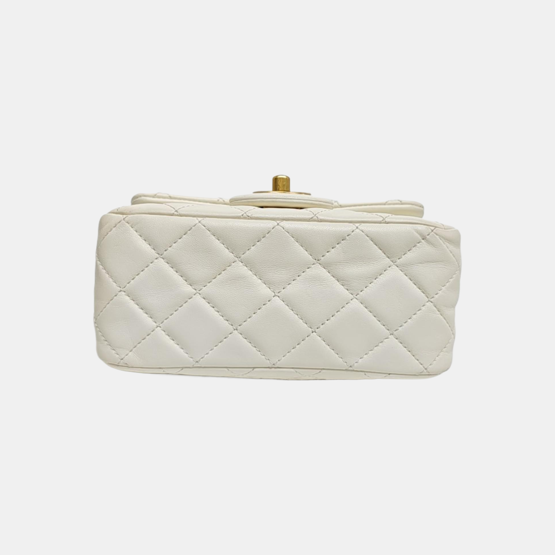 CLASSIC FLAP Mini Quilted Lambskin White
