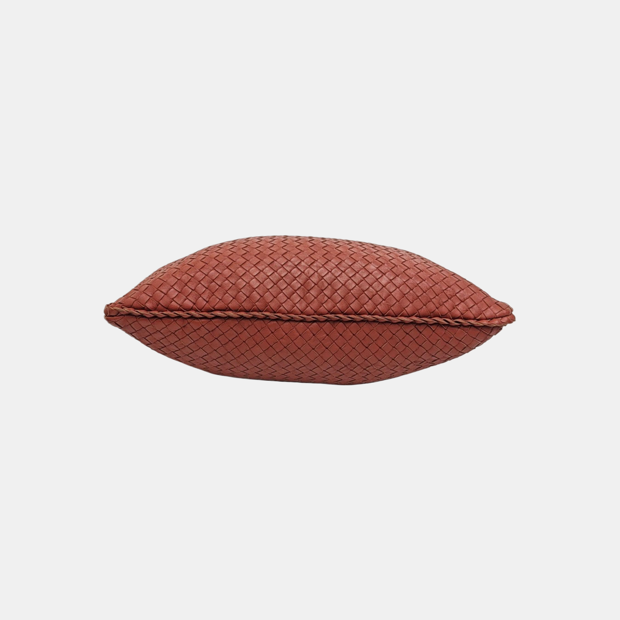 Veneta Large Calfskin Brown