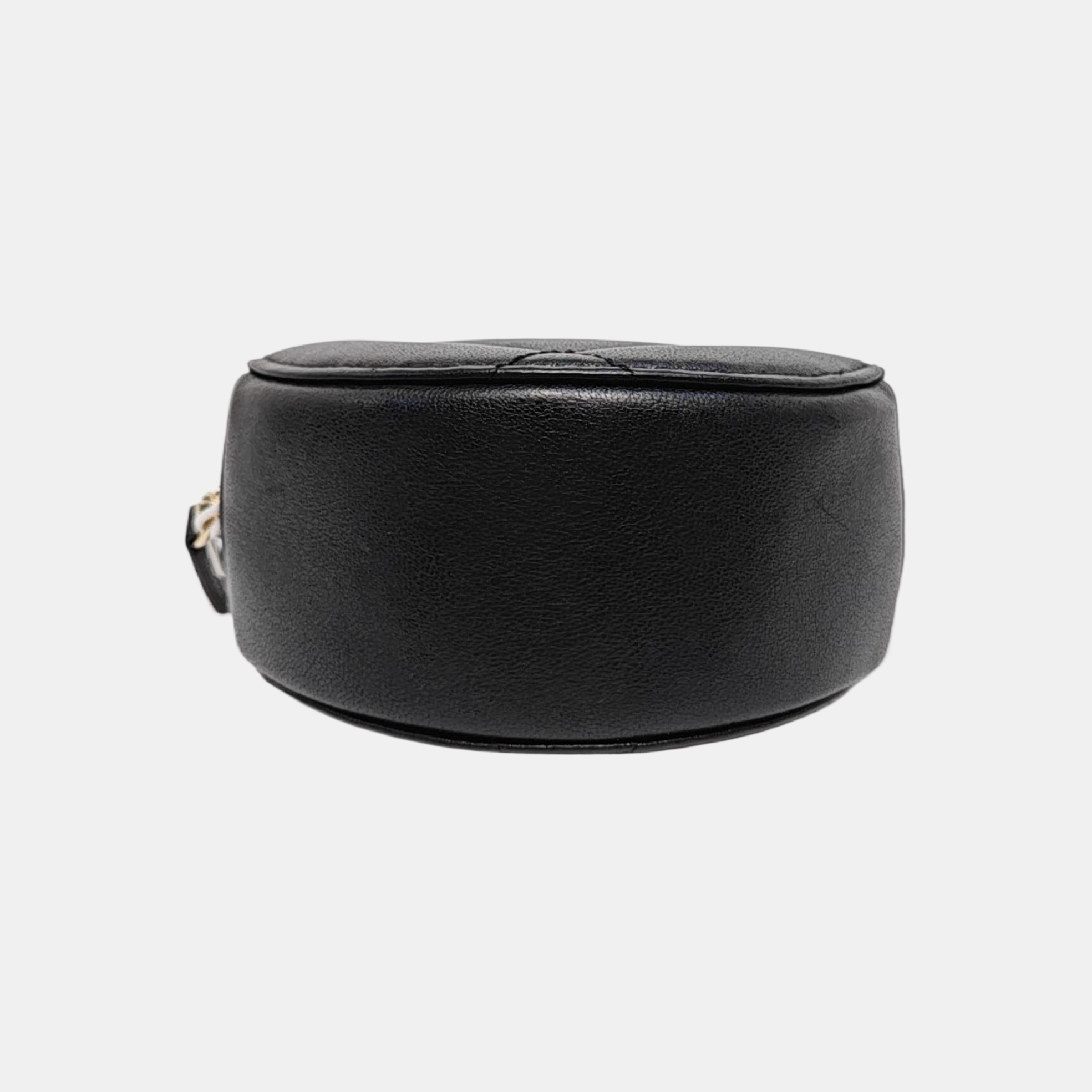 Authenticated pre-owned  CHANEL 19 Quilted Lambskin Black - Shoulder Bag at Looply