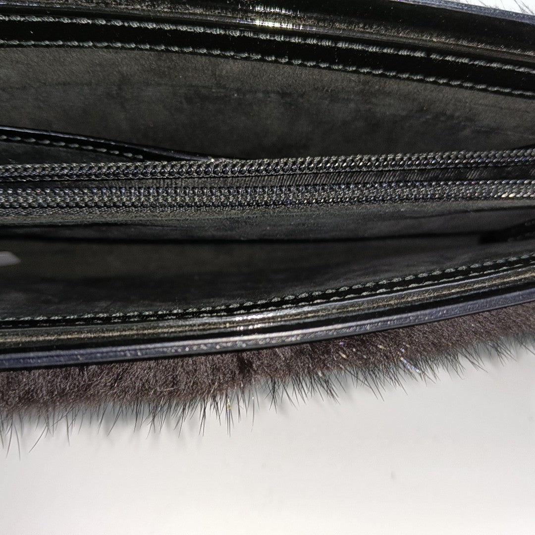 Fur Black