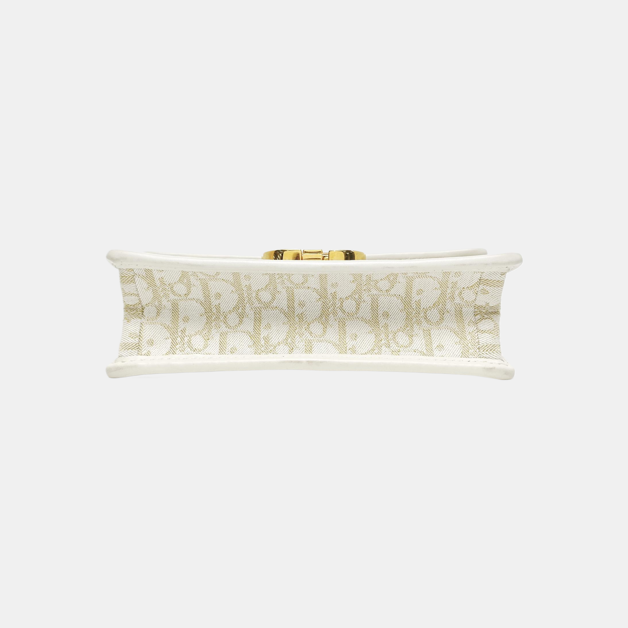 30 Montaigne East-West Small Oblique Canvas White