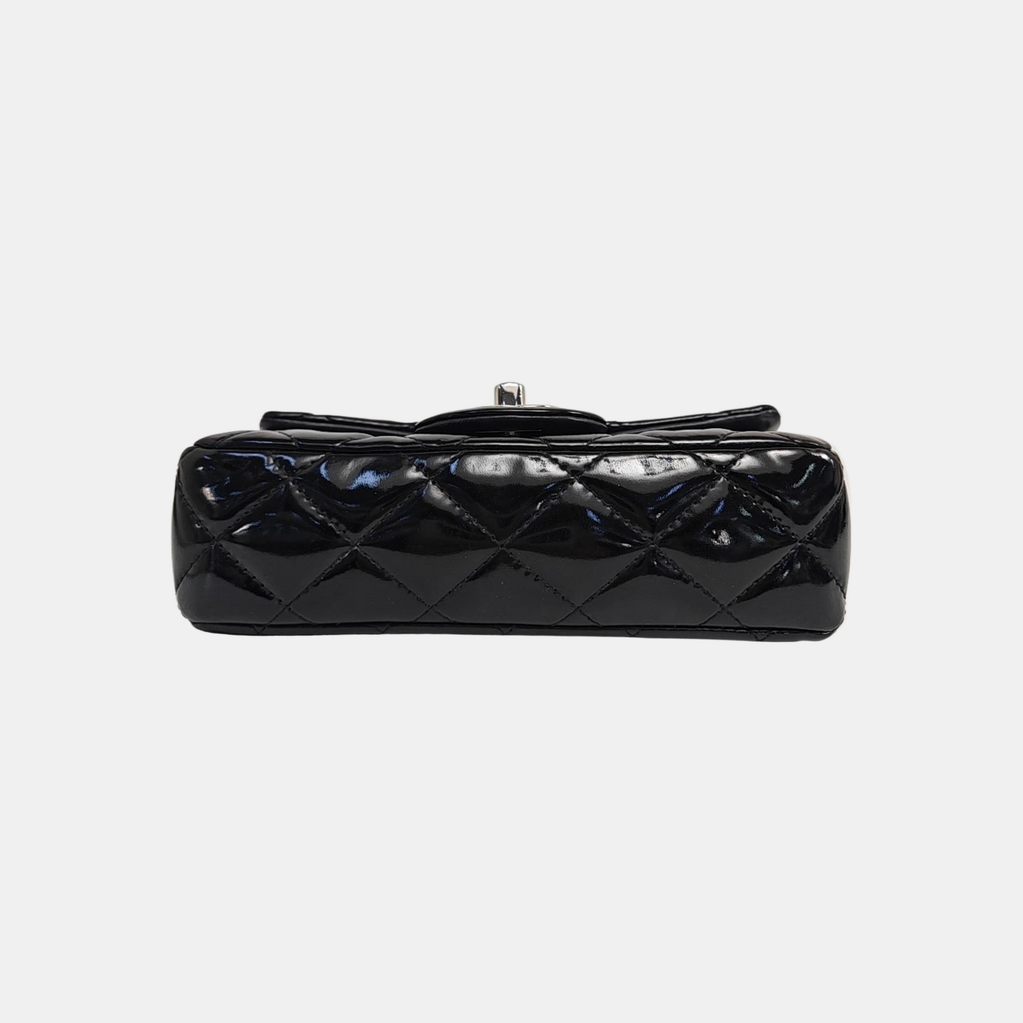 CLASSIC FLAP Super Mini Quilted Patent Leather Black