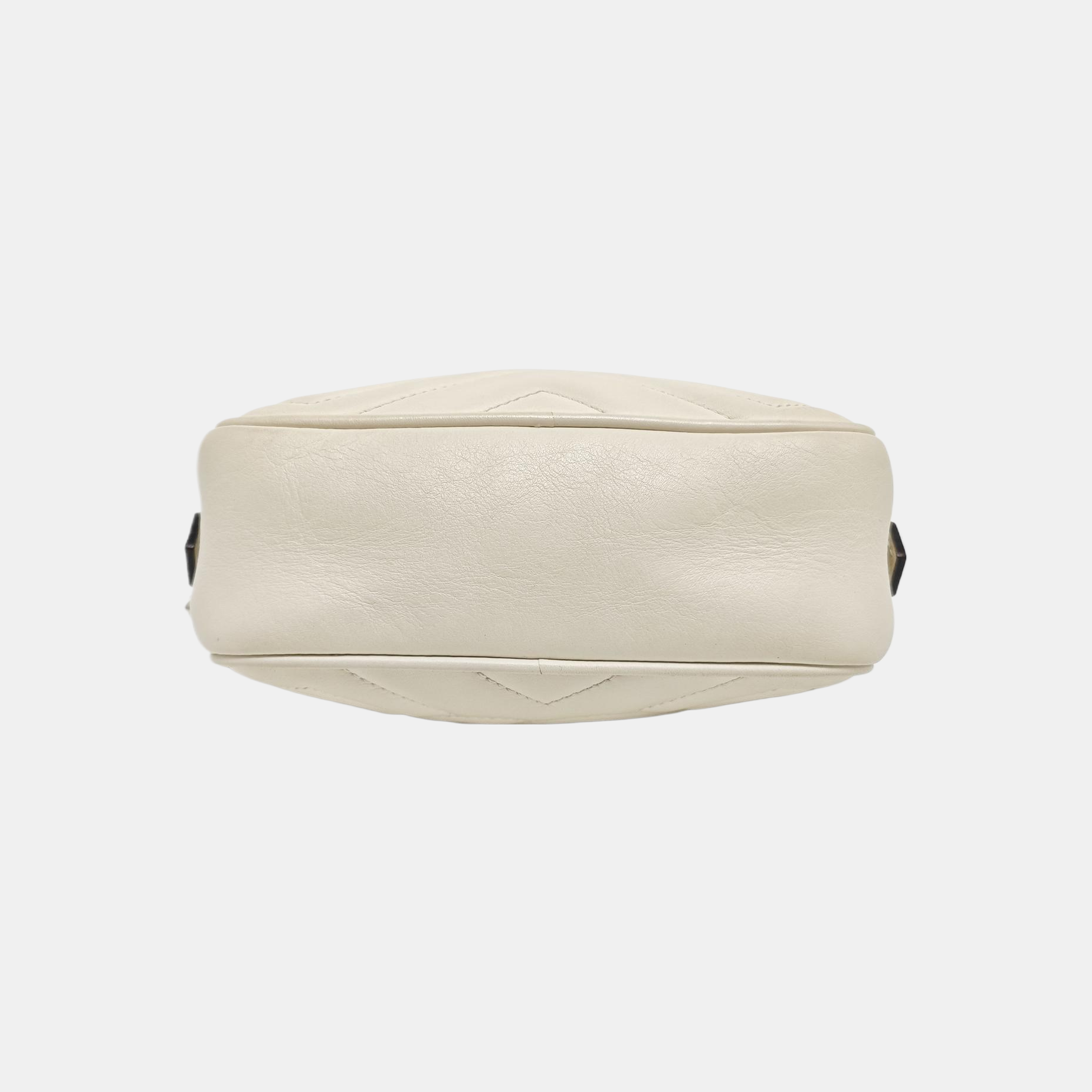 Authenticated pre-owned  GG Marmont Mini Quilted Calfskin White - Crossbody Bag at Looply