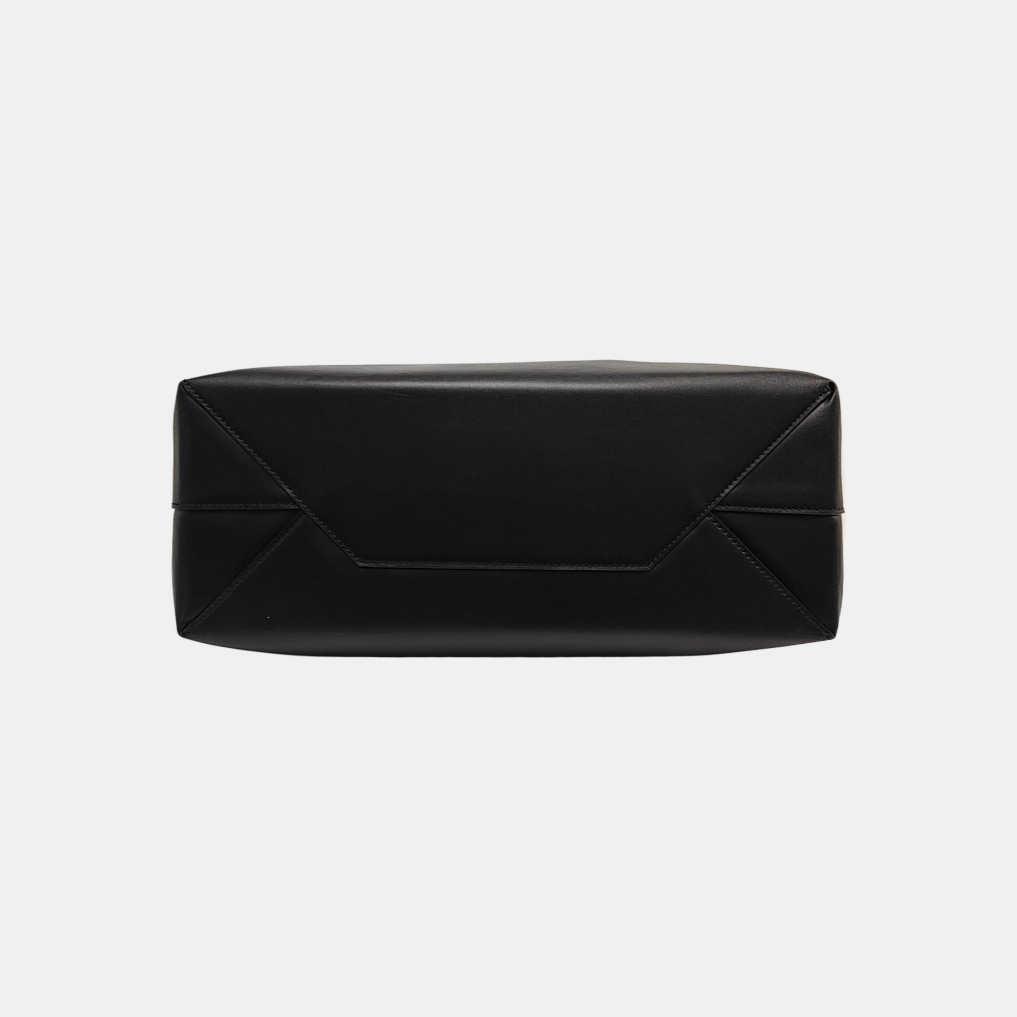 DUTY FREE North-South Calfskin Black