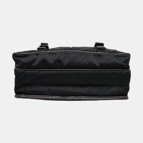 Vela Messenger Bag Nylon Black
